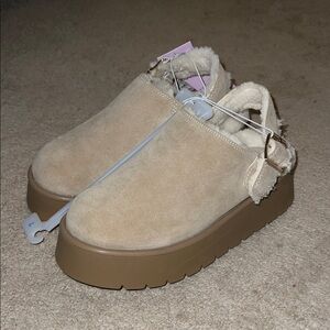 Wild Fable Sherpa Clog Slippers